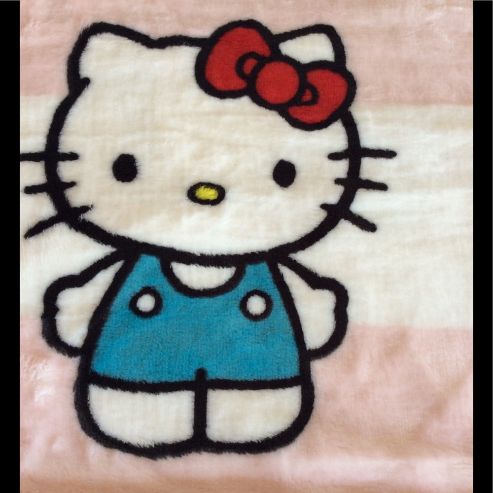 Hello kitty blanket